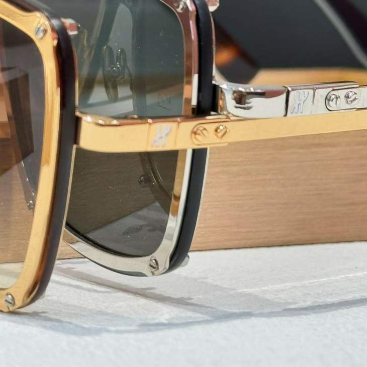 Picture of Hublot Sunglasses _SKUfw71164373fw